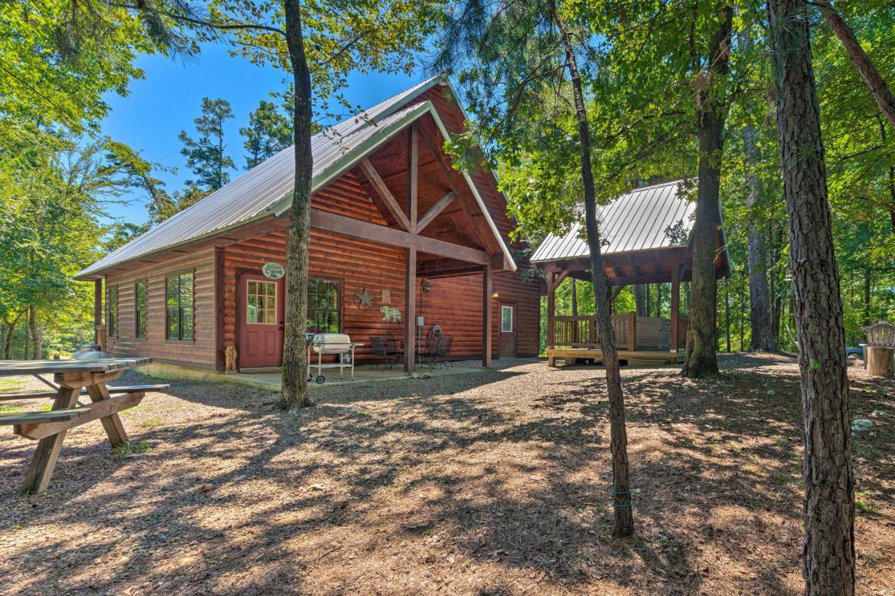 Cabin With Hot Tub And Games, 4 Mi To Beavers Bend! Broken Bow Exteriör bild