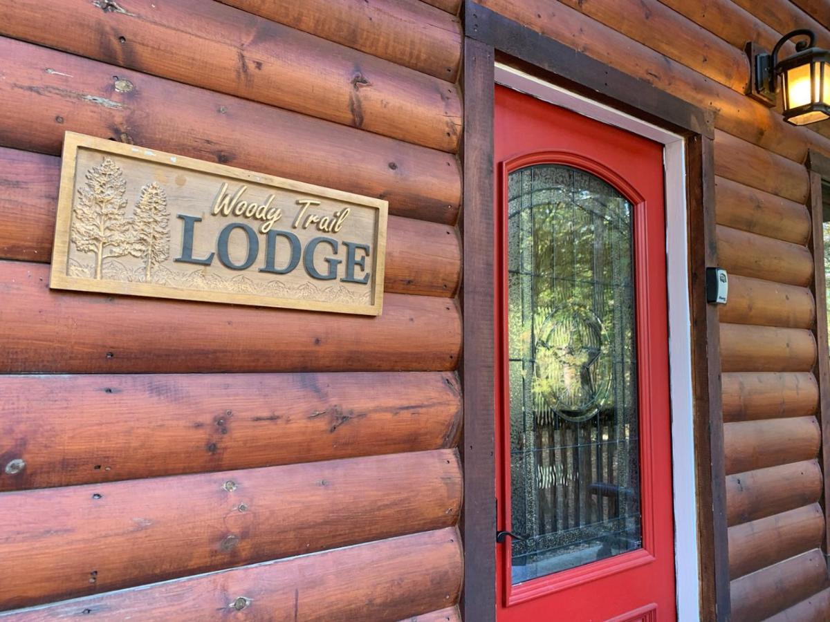 Cabin With Hot Tub And Games, 4 Mi To Beavers Bend! Broken Bow Exteriör bild